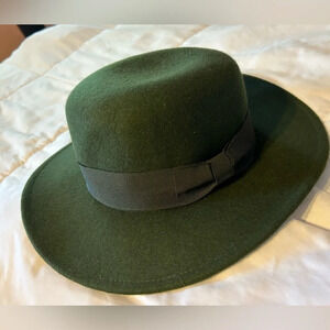 RHYTHM Women's One Size  Green 100% Wool Fedora Hat Cap and Ribbon